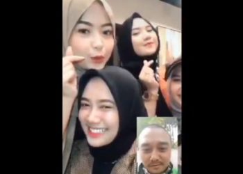 Viral! Online Motorcycle Divers Are Contested by 4 Beautiful Girls