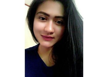 Great! The Story of Fany, a Beautiful and Strong Woman Who Used to be Divorced Only via SMS