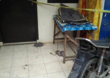 Because of an ox, a husband and wife were attacked and burned beach other