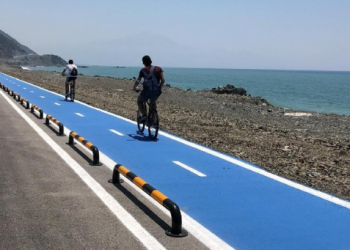 Turkey Builds Cool Cycle Tracks on Eastern Mediterranean Bay, Extending 25 Km Overlooking the Sea