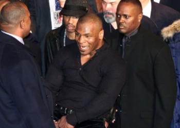 The Bodyguard of Mayweather’s Second World Boxer and Guard Mike Tyson Turns Out To Have Unpredictable Job Requirements