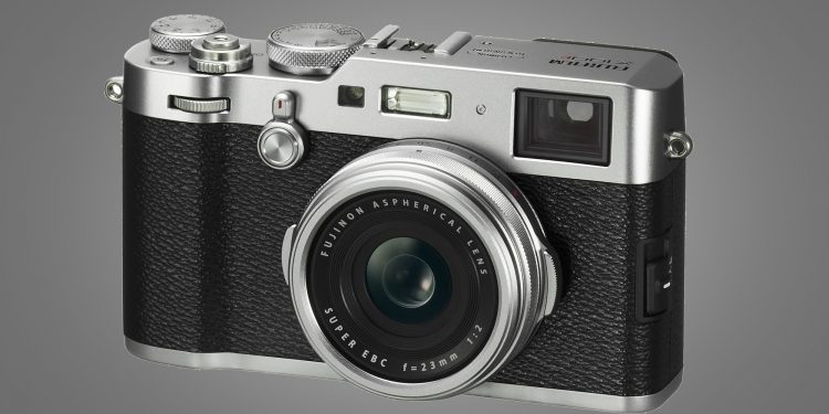 Fujifilm X100V a Nice Choice For a Street Photography Camera