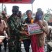 Indragiri Hilir Military District Command Commander Provides Assistance to Fire Victims in Tembilahan