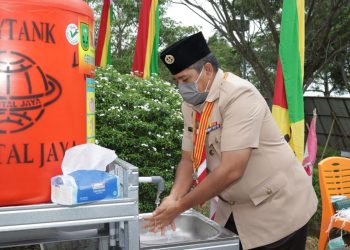 Still Implementing the Covid-19 Health Protocol, Regent Alfedri Leads the 59th Scout Day Ceremony