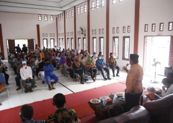 Dissemination of the Dangers of Drugs and the Discipline of the Covid-19 Prokes, Regent Alfedri: Drugs and Covid-19 are Two Main Enemies of Society That Must Be Combated Together