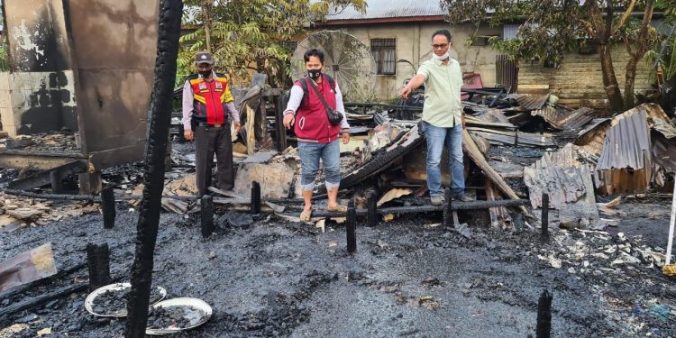 Fire, Father, Mother, and Child in Gaung Anak Serka Indragiri Hilir Didn’t Have Time to Save Theirself