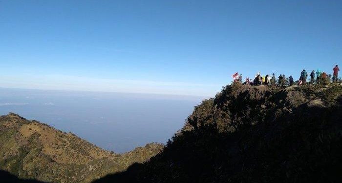 Viral on Medsos, Mount Lawu climbers are booming at the entrance