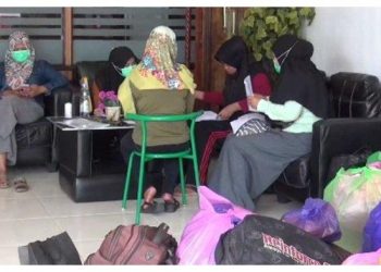 As Many As 13 Nurses are Dismissed Unilaterally and Their 3 Month Salary has not been Paid