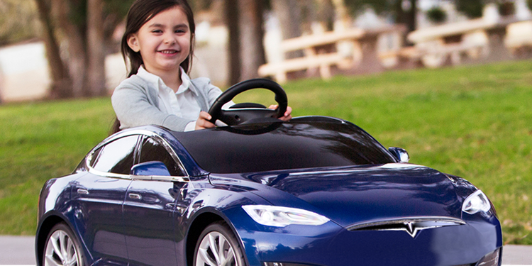 Sleeping Man dropping Tesla at 93 MPH Autopilot (talk about a faster gauge)