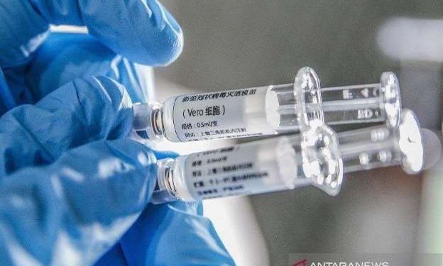 Continuing Phase III Trial, Sinovac Boss Injects Vaccine Into 90% of Employees and Their Families