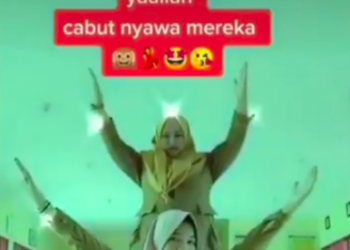 TikTok; Viral Video of 2 Teachers Who Pray for Their Students to Die