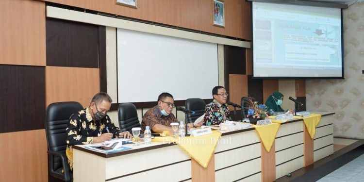 The Regent of Indragiri Hilir Asks for Related Regional Government Organizations to Prepare Regional Regulations for Healthy Districts