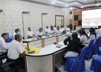 The  Government of Indragiri Hilir Holds Meeting with Government from West and East Tanjab Regency