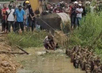 A Resident was Killed After Hit by a Heavy Equipment in Indragiri Hilir