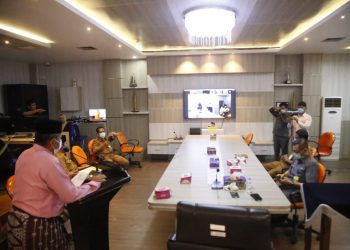 Alfedri Attended the Plenary Meeting of the Special Committee Report Submission on the Six Draft Regional Regulations of Siak Regency