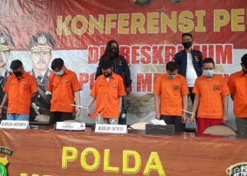 Gay party, 1 Person Tested Positive for The HIV Infection