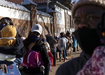For the First Time; the Total Corona Cases in South Africa is Less Than 1,000