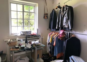 A Mysterious Abandoned House was Discovered Near London