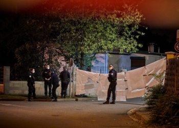 After Decapitated a Teacher in France, the Killer Posted an Horrific Photo of the Victim on Social Media