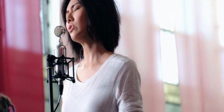 Pandemic, Singer Stefanie Sun Performed a one-time Live Stream on YouTube and QQ Music