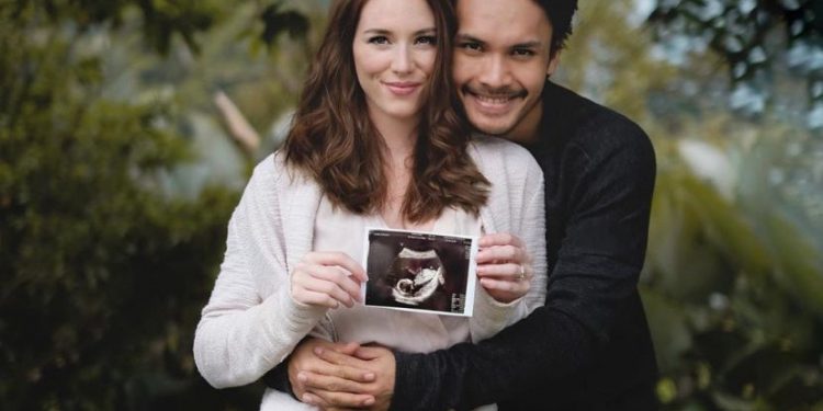 Indonesian Actor Randy Pangalila Announced a Big News for His Fans