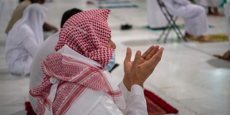 For the First Time in Seven Months, the Citizens in Arab Saudi Will be Allowed to Perform Daily Prayers at the Grand Mosque