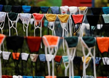 What People Should Know About Face Masks Amid Growing Coronavirus Concerns