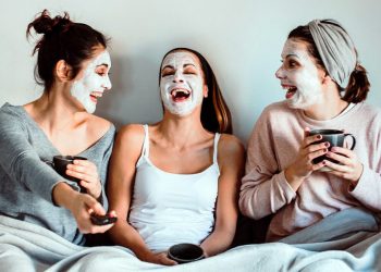 What Will Happen With the Skin of the Face After Sit At Home for a Long Time