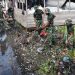 Got Clogged with Trash, Personnel of Indragiri Hilir Works Together With Military Command and Police
