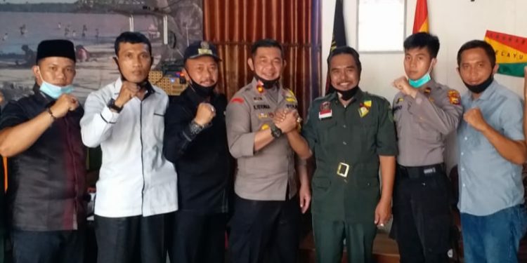 Kari Amsah Ritonga Visit to Laskar Melayu Riau of Indragiri Hilir