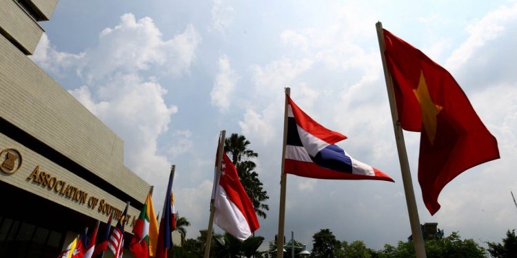 Joko Widodo is Set to Virtually Attend the 37th ASEAN Summit Hosted by Vietnam