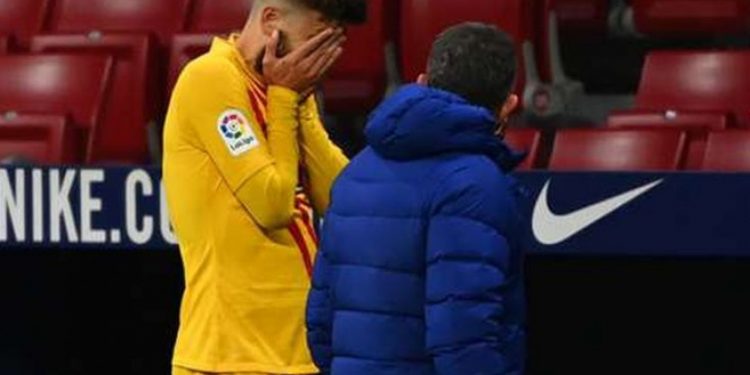 Pique Likely Out for Several Months After a Serious Knee Ligament Injury