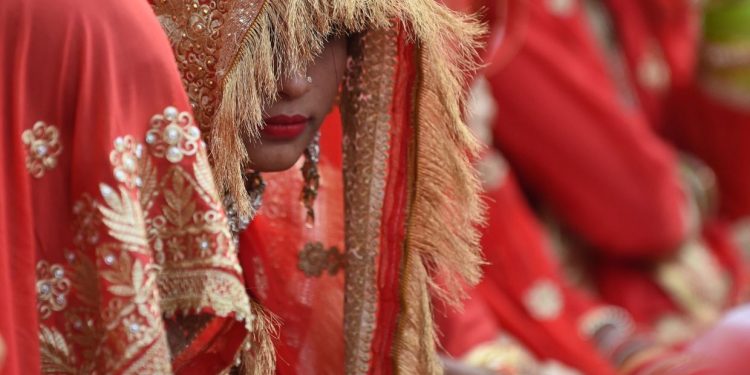 A Missing Christian Teenager that was Allegedly Forced to Marry a 44-year-old Muslim Man, has Rescued by Pakistani Police