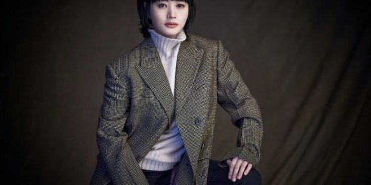 Kim Hye Soo Wants to Rest But Still Burdened by Her Mother’s Debt