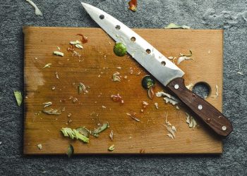 Four Items in the Kitchen that Need to be Washed to Avoid the Risk of Contamination with Covid-19