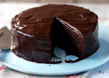 Two Ingredients to Makes a Delicious Chocolate Cake Recipe