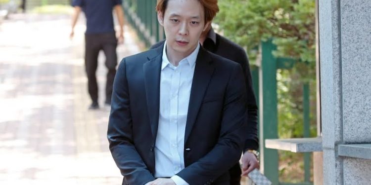 Here Are 3 Korean Celebrities Who Faced Backlash During Their Careers