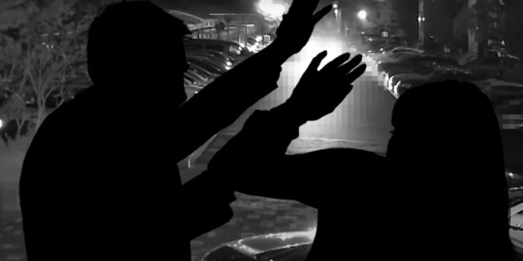 Content Warning: A Korean Drunk Man Brutally Assaulting His Girlfriend Nonstop for 15 Times