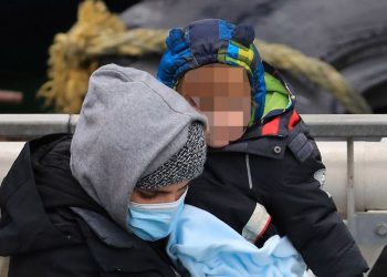 Five Children Including Baby Arriving in the UK With Freezing Conditions
