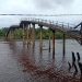 Affected by Ship Flows, the Bridge in Pelangiran Almost Collapses