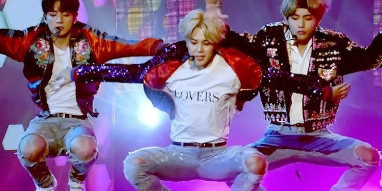 Top 10 Most Synchronized BTS Performances