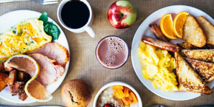 Eating Too Late Is Not Effective In Losing Weight