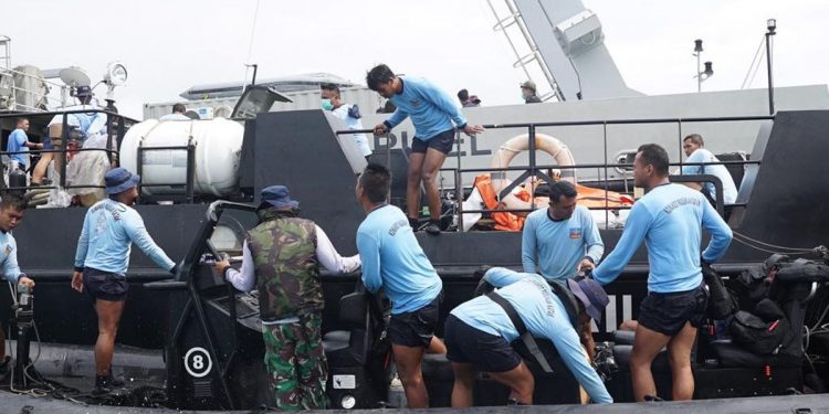 Tragic, Two Ships that Search the Victims of Sriwijaya Air SJ-182 Collided