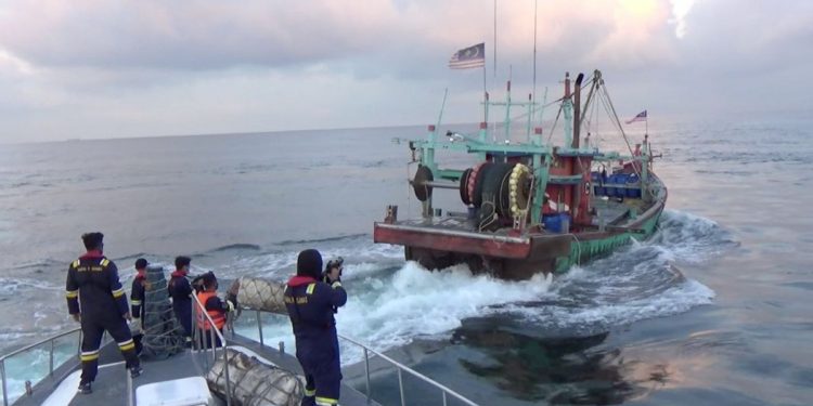 3 Illegal Vessels Has Captured In The Malacca Strait