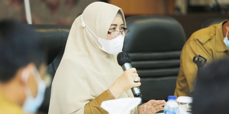 Optimizing the Government Agencies Performance Accountability System, Zulaikhah Wardan Leads the Evaluation Meeting
