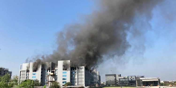 Tragic, 5 Killed in Blaze at Indian Producer of COVID-19 Vaccine