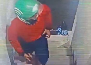 Killed In A Naked Condition In Panjer Denpasar, a Man In A Red Jacket was Investigated by Police