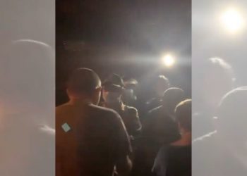 Refuse to Leave a Restaurant Despite Curfew, a Number of Foreigners Defy Authorities in Bali