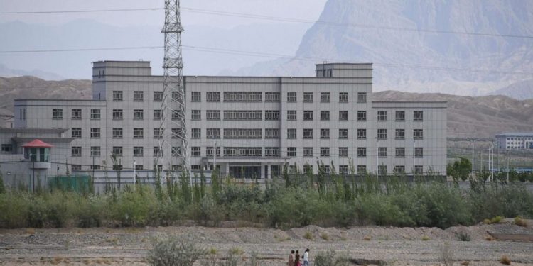 The US Bans All Cotton and Tomato Products from Xinjiang Over Slave Labor