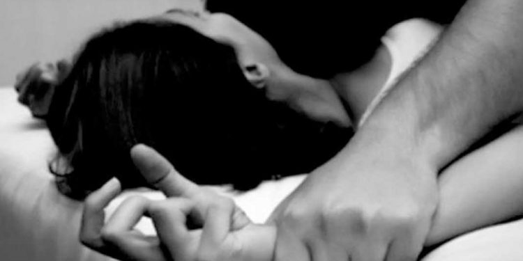 Perak Girl Allegedly Gang-Raped and Left On Roadside After Befriending Man On WhatsApp